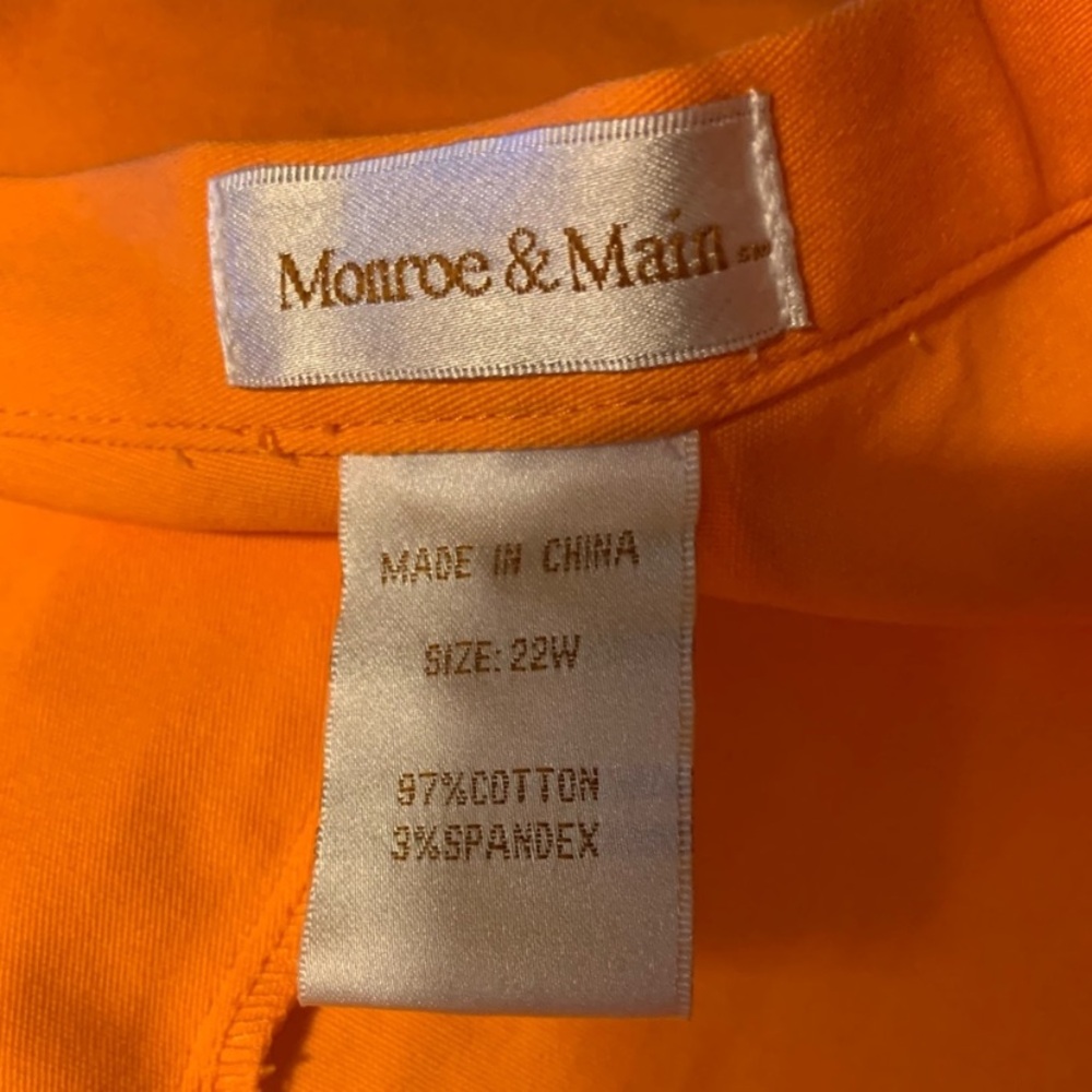 Monroe & Main Orange Capris - Picture 10 of 11
